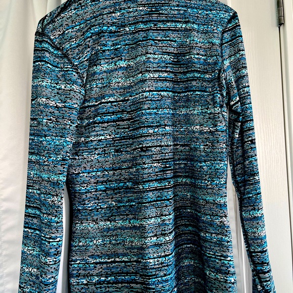 Nike run top, 1/2 zipped,layering piece - Picture 2 of 3